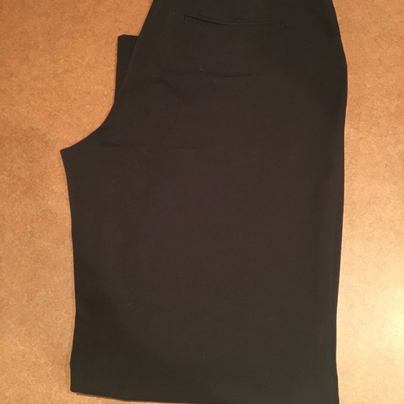 Dress (pant) Suit - Picture 5 of 7